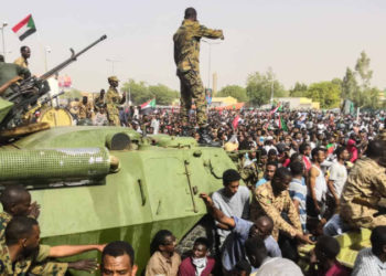 Dünya Bankası Sudan'a yardımları askıya aldı