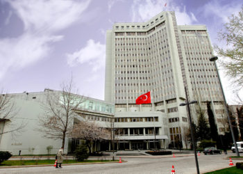 Dışişleri, Hollanda Büyükelçisi’nin sınır dışı edildiği haberlerini yalanladı
