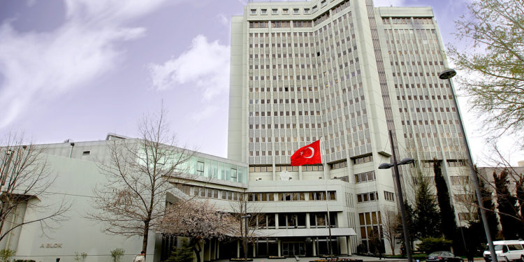 Dışişleri, Hollanda Büyükelçisi’nin sınır dışı edildiği haberlerini yalanladı