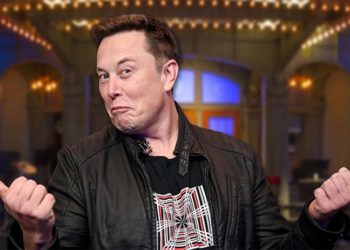 Elon Musk'ın kişisel serveti, petrol şirketi Exxon'un değerini geride bıraktı