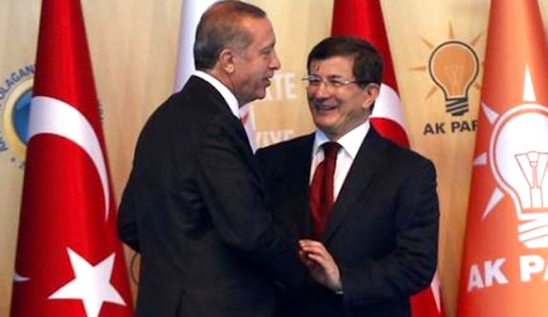 Erdoğan'dan Davutoğlu'na sürpriz açılış daveti