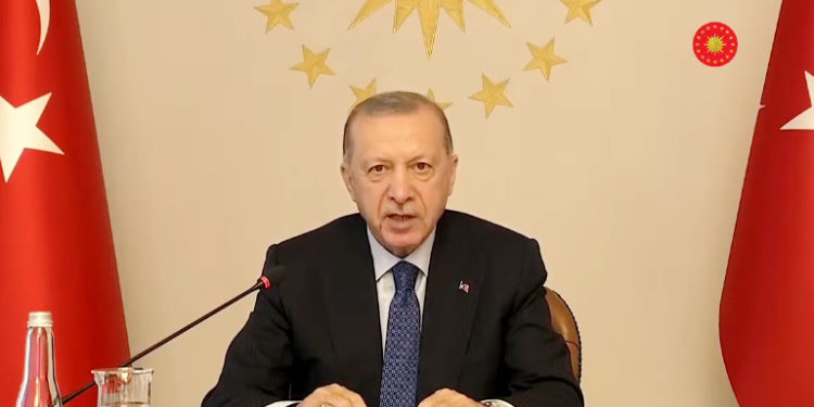 Erdoğan, Avrupa’yı üstü kapalı uyardı: Türkiye yeni bir göç yükünü taşıyamaz