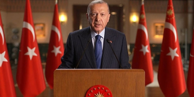 Erdoğan: Batı'da "sosyal devlet" anlayışı yara alırken, gelir adaleti daha da kötüleşti, İslam düşmanlığı yeniden alevlendi