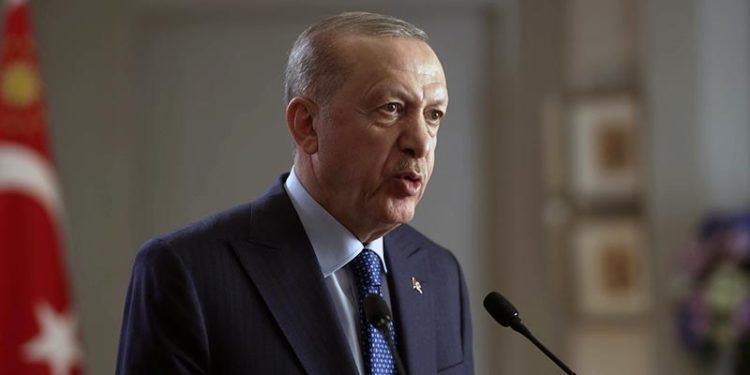 Erdoğan: Muhtarları hak ettikleri konuma getirdik