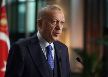 Erdoğan: Sosyal medya bugün demokrasiyi tehdit ediyor