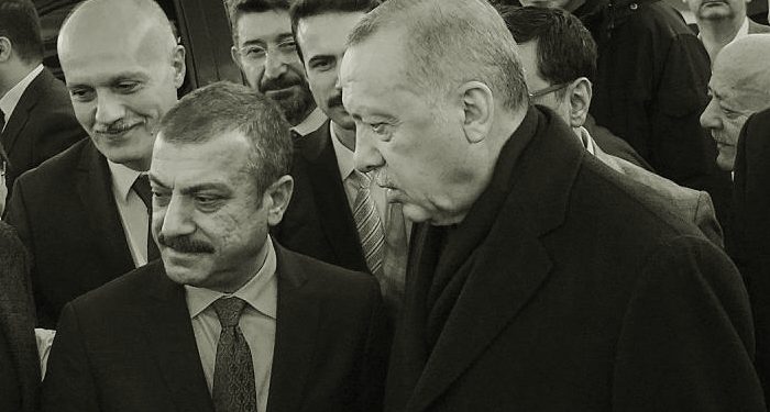 Erdoğan, döviz operasyonunu bilmeden mi yapıyor sizce?