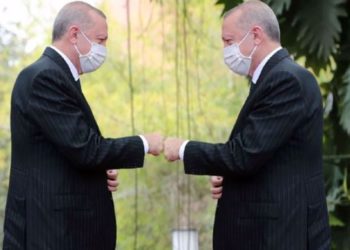 Erdoğan kendi maaşına zam yaptı: Memura işçiye emekliye cimri, kendine bonkör