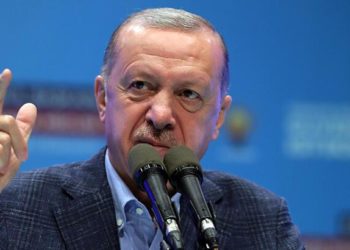 Erdoğan’dan ‘talimat’: 10 büyükelçiyi ‘istenmeyen adam’ ilan edeceksiniz