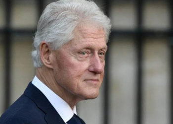 Eski ABD Başkanı Clinton 5 günün ardından hastaneden taburcu edildi