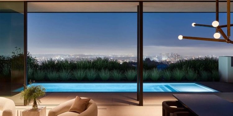 Eski Afganistan savunma bakanının oğlu, Los Angeles'ta 20.9 milyon dolara malikane aldı