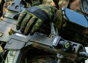 Eski Alman askerleri hakkında "göçmenlere saldırı" soruşturması