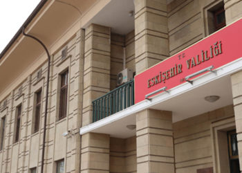 Eskişehir Valiliği: Aşı olmayan üniversite öğrencileri ve velilerinden PCR testi istenmeyecek