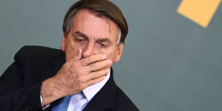 Facebook ve YouTube, Brezilya Başkanı Bolsonaro’nun koronavirüs hakkındaki yanıltıcı videosunu sildi