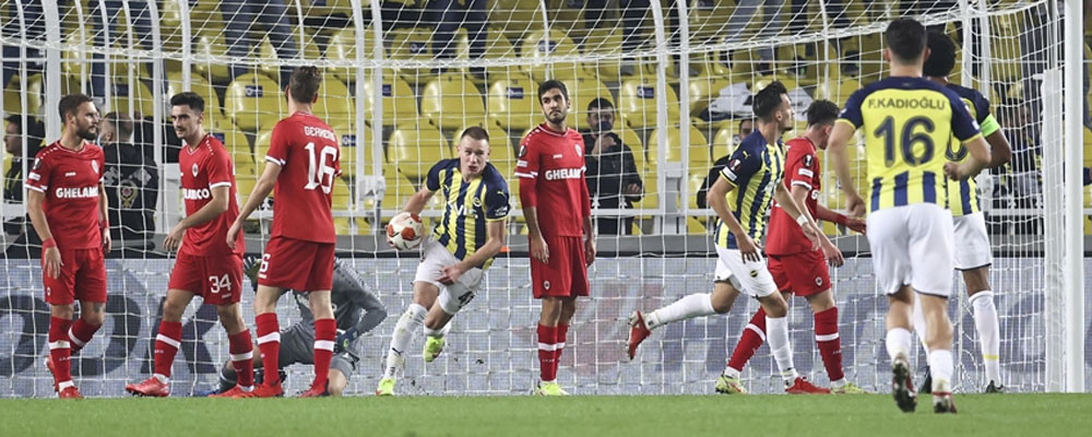 Fenerbahçe, Belçika ekibi Royal Antwerp ile 2-2 berabere kaldı