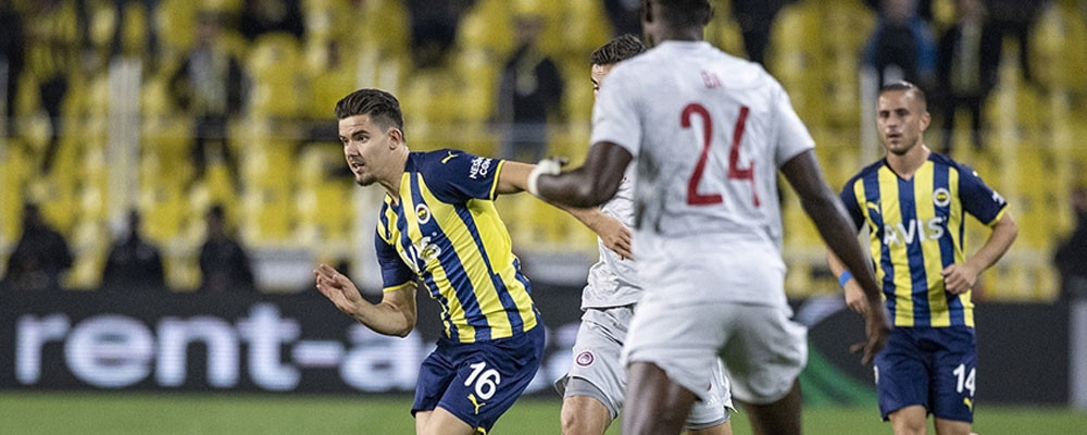 Fenerbahçe, UEFA Avrupa Ligi'nde farklı kaybetti