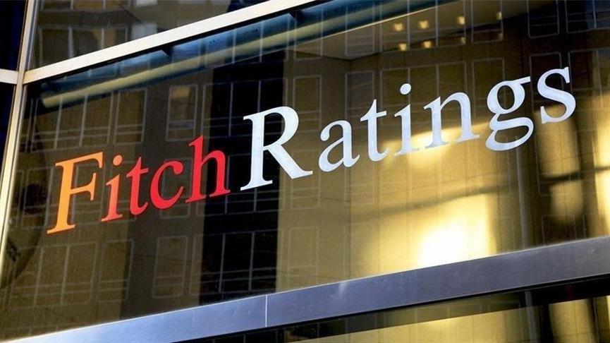 Fitch: Faiz indirimi belirsizliği artırdı