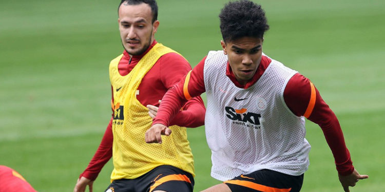 Galatasaray'da ocak ayı hareketli geçecek, Assunçao gönderiliyor