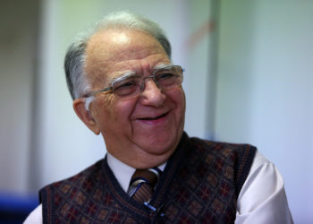 Gazeteci Sami Kohen hayatını kaybetti