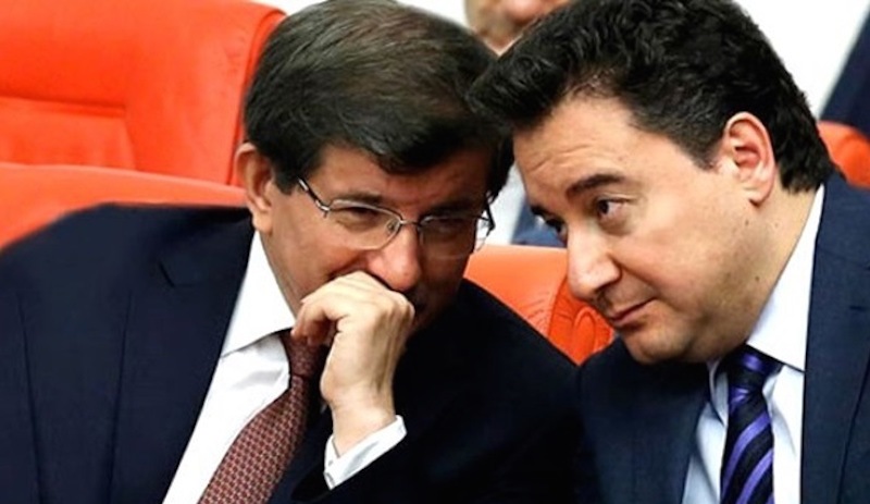 Gelecek Partisi'nde Babacan'a Rus uçağı tepkisi: Davutoğlu askerine sahip çıkmıştır