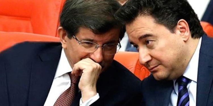 Gelecek Partisi'nde Babacan'a Rus uçağı tepkisi: Davutoğlu askerine sahip çıkmıştır