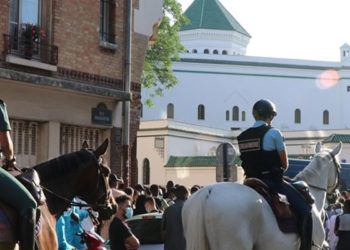 Gerekçe radikal İslamcılık: Fransa’da yedi cami ve dernek daha kapatılıyor
