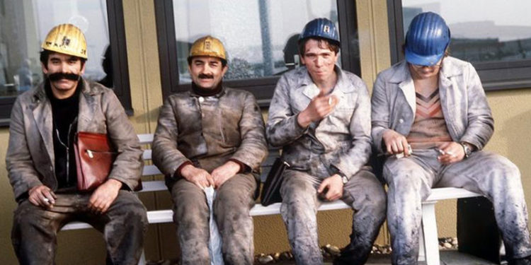 Göçün 60'ıncı yılı: "Almanyalı Türkler Türkiye'nin avukatı olmamalı"