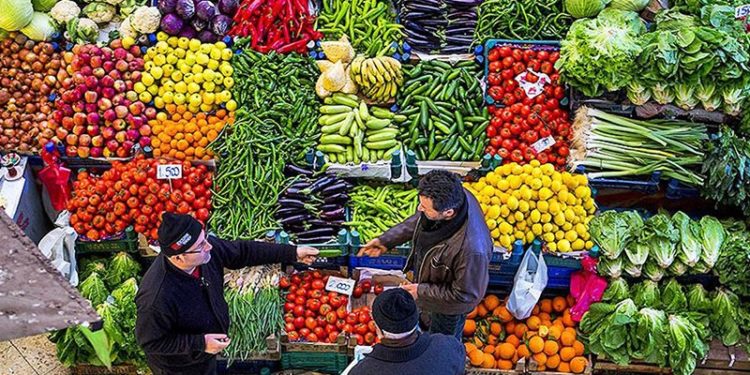 Gıda fiyatlarında ekim kasırgası: Ekmek, un, süt, sebze fiyatları yüzde 7 arttı