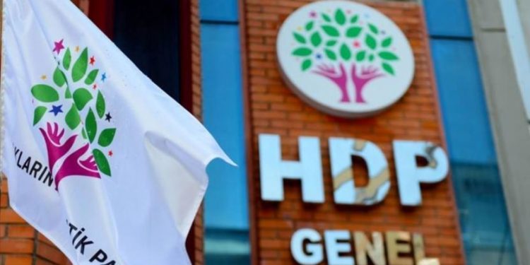 HDP: Cumhurbaşkanı’nın maaşı asgari ücretin üç katını geçmesin