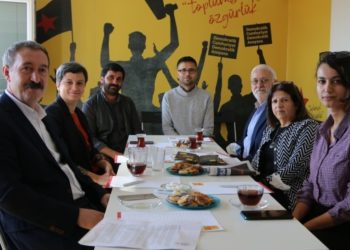 HDP'nin deklarasyon ziyaretleri sürüyor