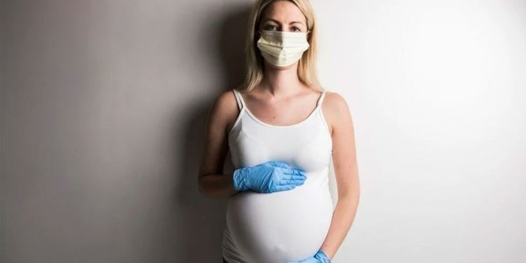 Hamile ölüm oranı Covid-19 nedenli 22 kat arttı