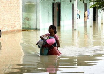 Hindistan'ın güneyi ve kuzeyindeki sel felaketinde 85 kişi öldü