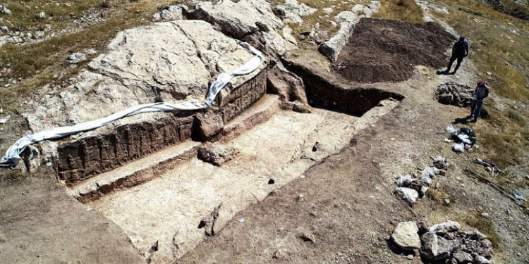 Irak'ta 2 bin 700 yıllık şarap fabrikası keşfedildi