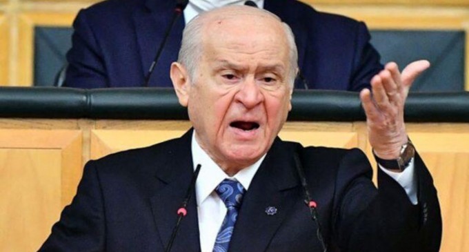 Kürt sorununu inkar eden Bahçeli siyasi partileri hedef gösterdi