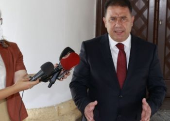 KKTC'de 'şantaj kasedi' sonrası Ersan Saner adaylıktan &ccedil;ekildi