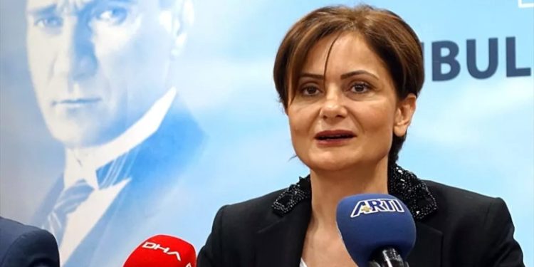 Kaftancıoğlu, Altun'un kendisi hakkında açtığı dava için hakim karşısına çıktı