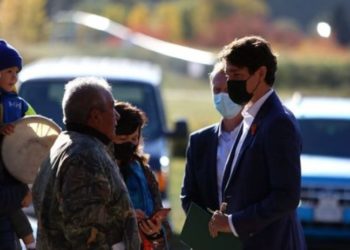 Kanada Başbakanı First Nation topluluğundan özür diledi