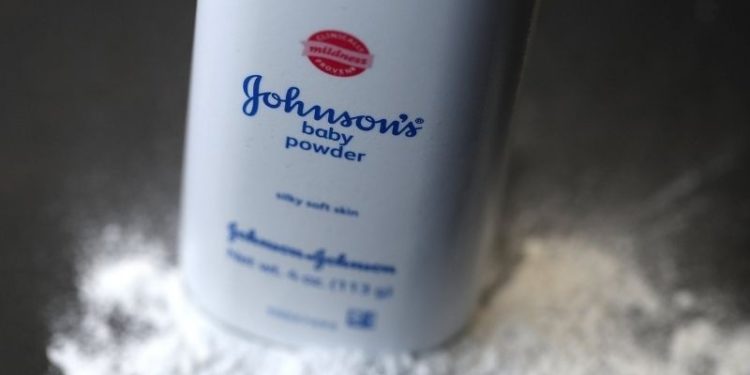 Kansere neden olan bebek pudraları iflas başvurusu getirdi