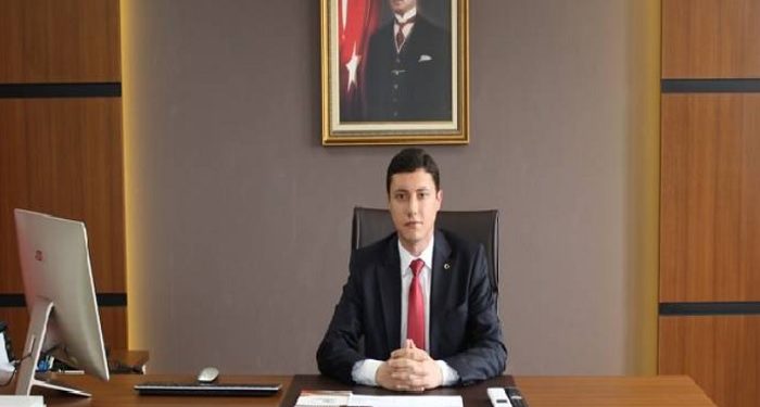 Kaymakam ‘hoş geldiniz’ diyen öğretmeni sınıftan kovdu