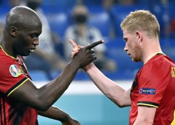 Kevin de Bruyne'den itiraf: Gerçekçi olmalıyız; onlarla rekabet edemeyiz