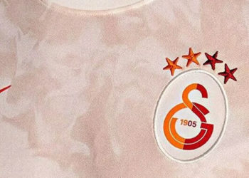 Kobe Bryant imzalı Galatasaray forması 1 milyon 200 bin lira