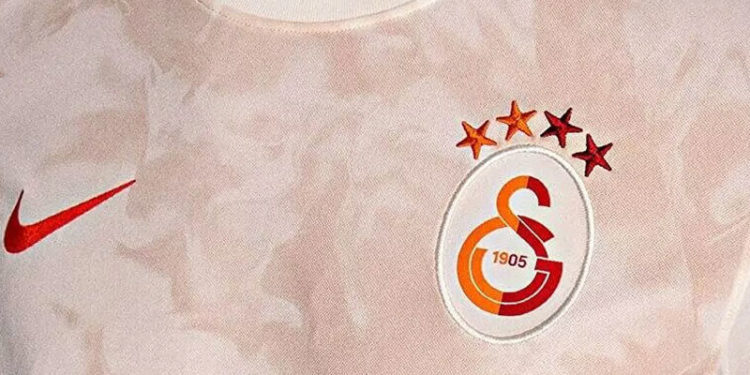 Kobe Bryant imzalı Galatasaray forması 1 milyon 200 bin lira