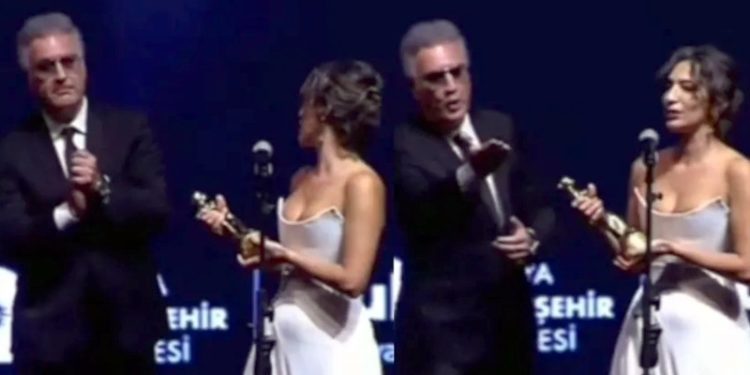 Konuşması sabote edilen Nihal Yalçın: Lütfen Tamer’in önüme geçmesine izin vermeyin