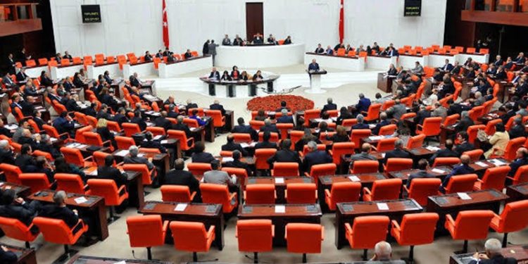 Kooperatif kanun teklifi kabul edildi