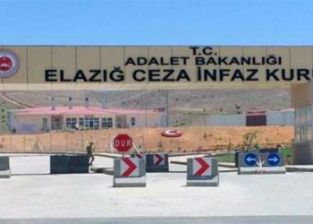 'Koğuşların arasına IŞİD'liler yerleştirildi, can güvenliğimiz yok'