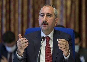 Kulis: Adalet Bakanı Abdülhamit Gül'ün görevden alınacak