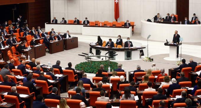 Kurtulan’dan AKP’li vekilin işkence yok iddiasına: Kandıra’da tecavüz iddiası var