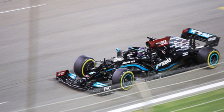 Lewis Hamilton, İstanbul'daki F1 yarışına son sırada başlayabilir