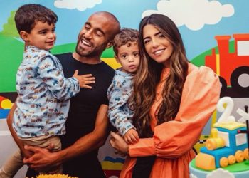 Lucas Moura: WhatsApp ve Instagram çöktüğünde eşimle biraz konuşabildim, çok iyi bir insan