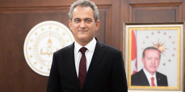 MEB’den bakan onayı ile 41 kişi ihraç edildi