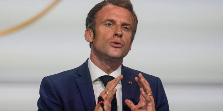 Macron: G20 Taliban’i tanımanın bedeli konusunda net olmalı